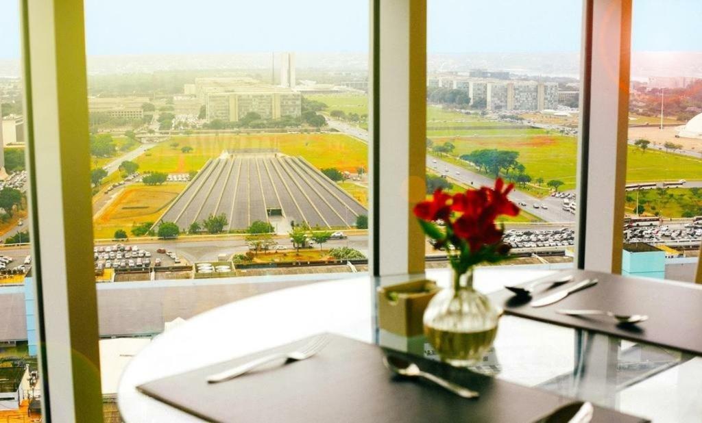 Ed Saint Moritz, Flat Com Garagem 02, Shn No Coracao De Brasilia Apartment ภายนอก รูปภาพ
